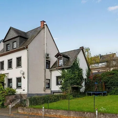 Quiet Holiday Home In Nehren With Garden Ferienhaus